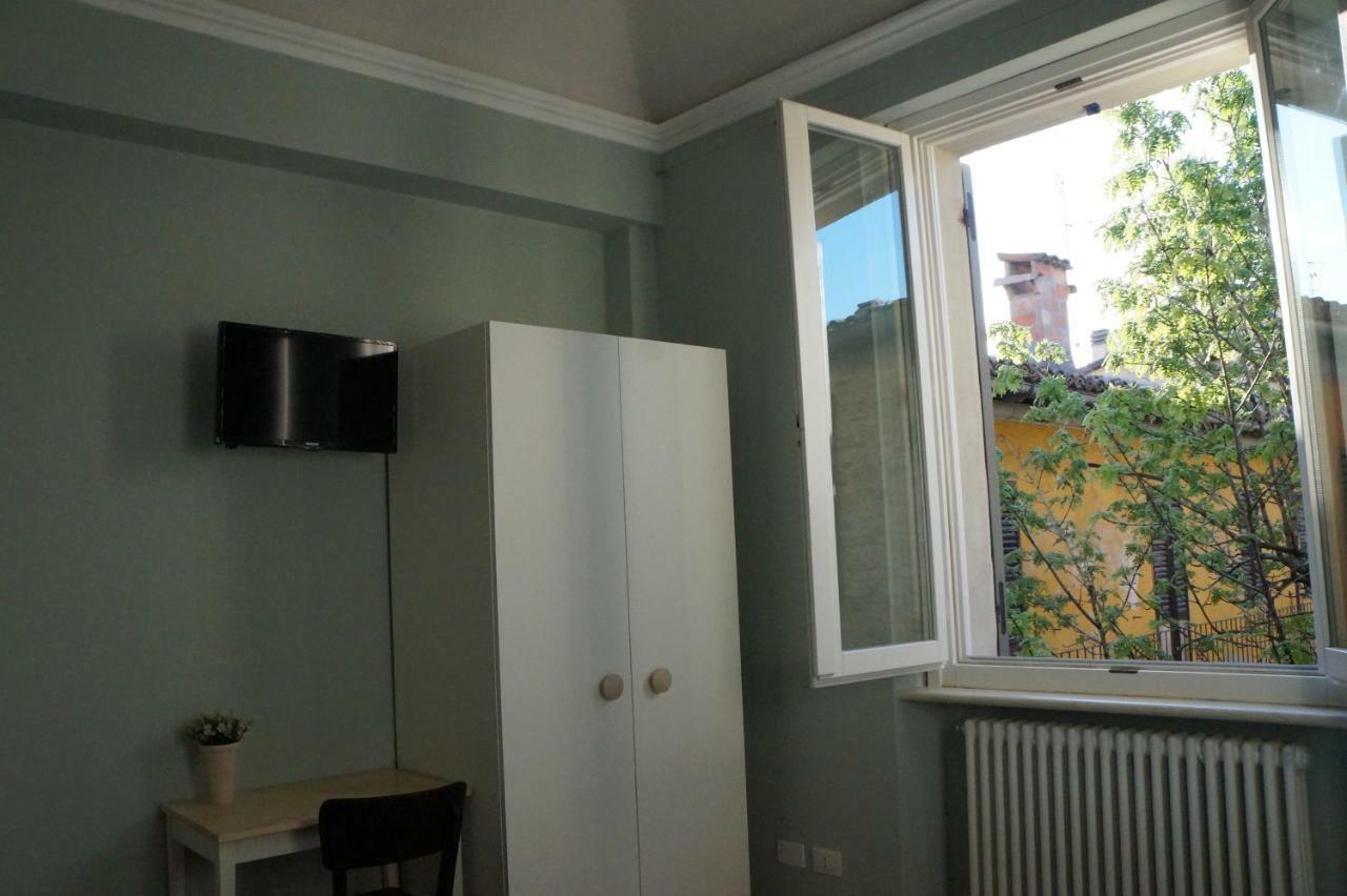 페자로 Il Vicolo 48 B&B 외부 사진