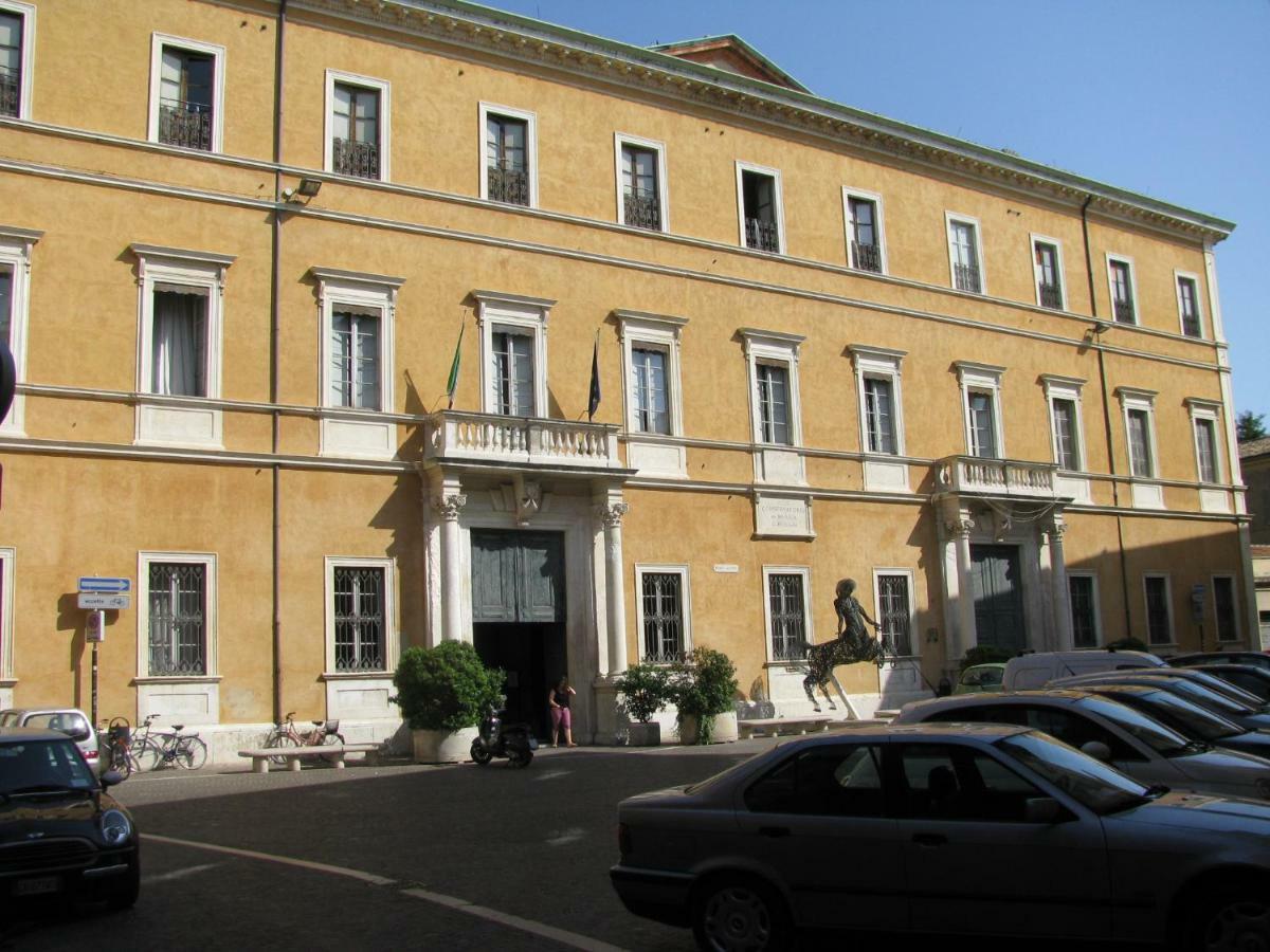 페자로 Il Vicolo 48 B&B 외부 사진
