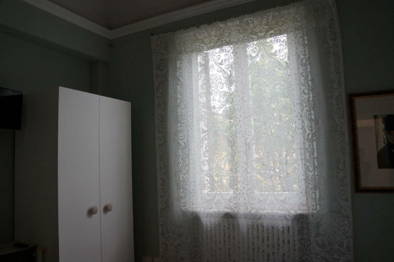페자로 Il Vicolo 48 B&B 외부 사진