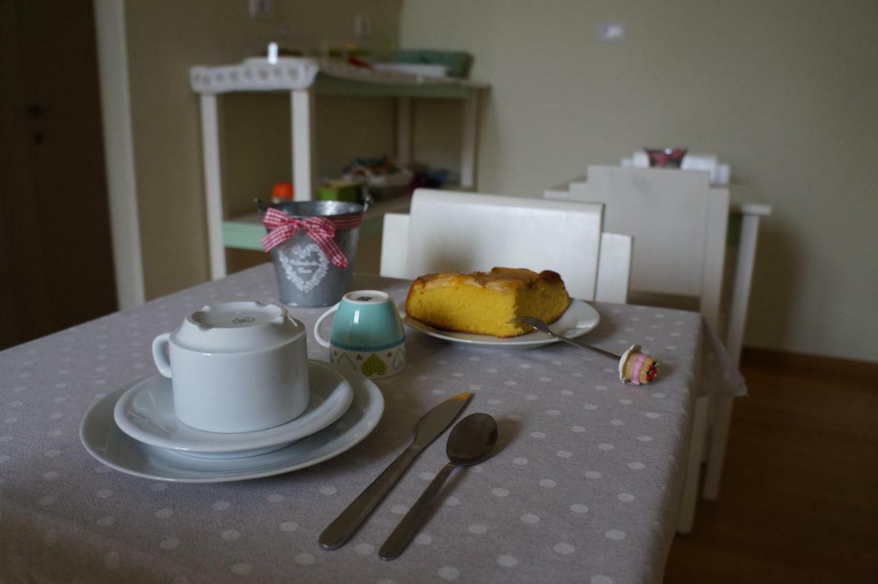 페자로 Il Vicolo 48 B&B 외부 사진