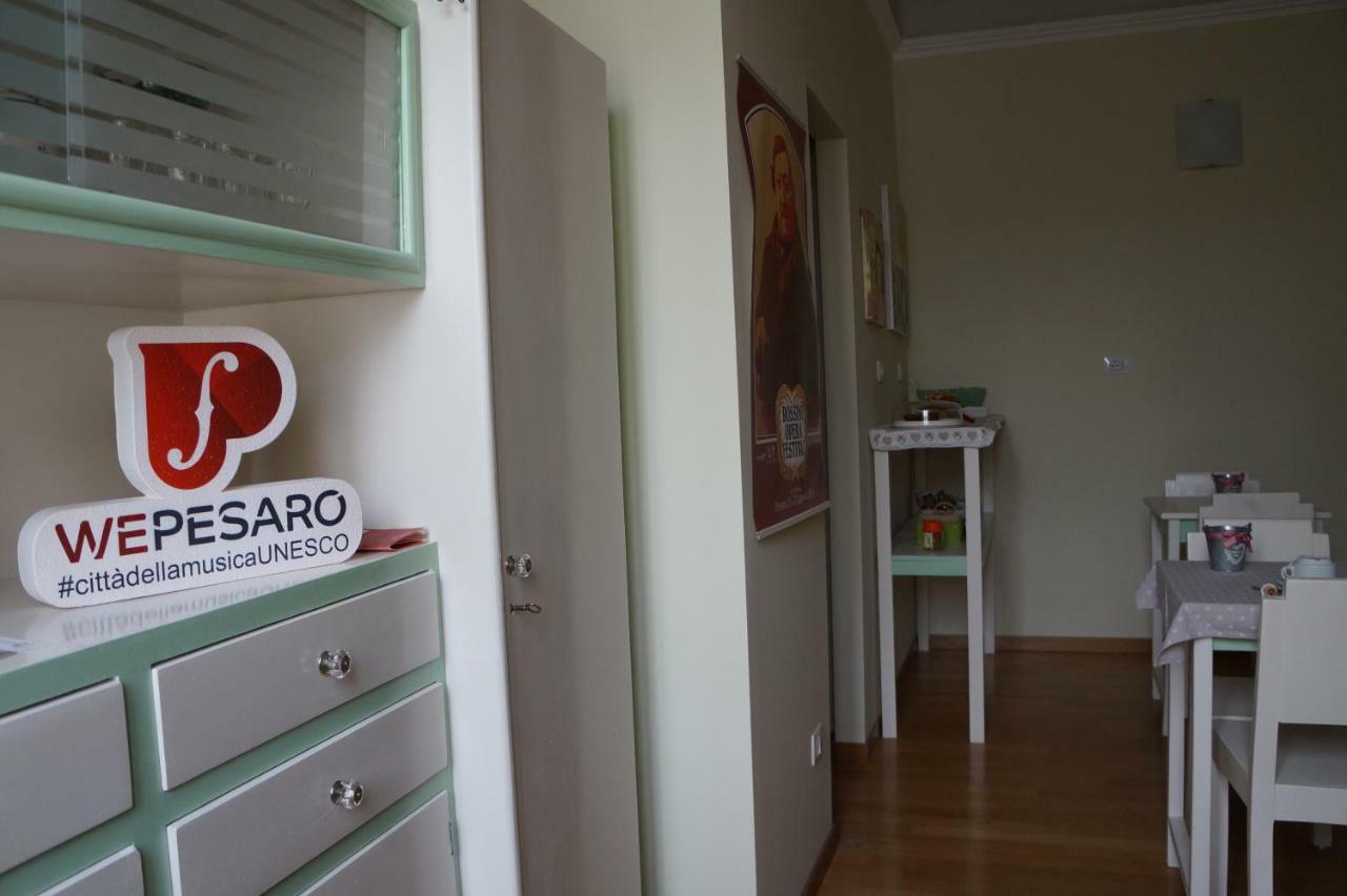 페자로 Il Vicolo 48 B&B 외부 사진