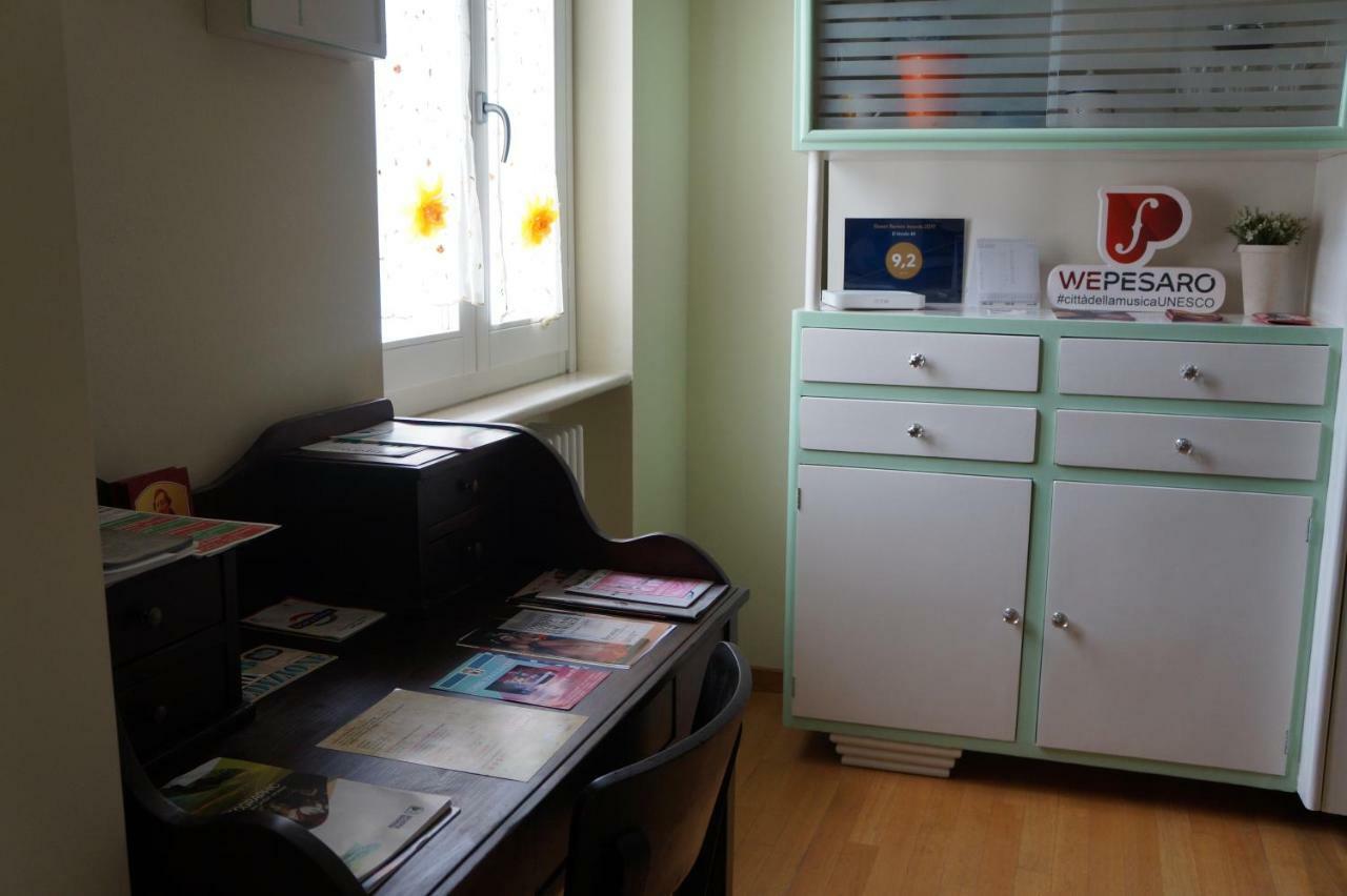 페자로 Il Vicolo 48 B&B 외부 사진